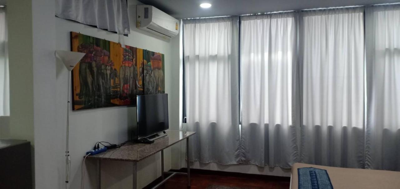 Sriyanar Place Bangkok Ngoại thất bức ảnh
