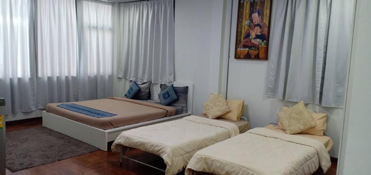 Sriyanar Place Bangkok Ngoại thất bức ảnh