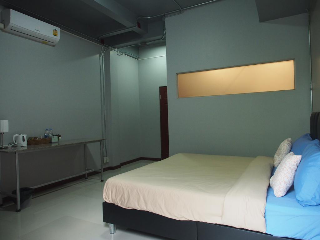 Sriyanar Place Bangkok Ngoại thất bức ảnh