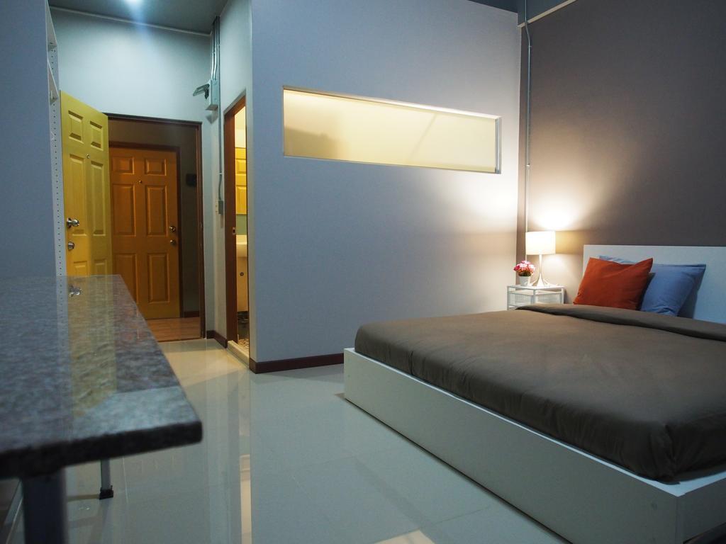 Sriyanar Place Bangkok Ngoại thất bức ảnh