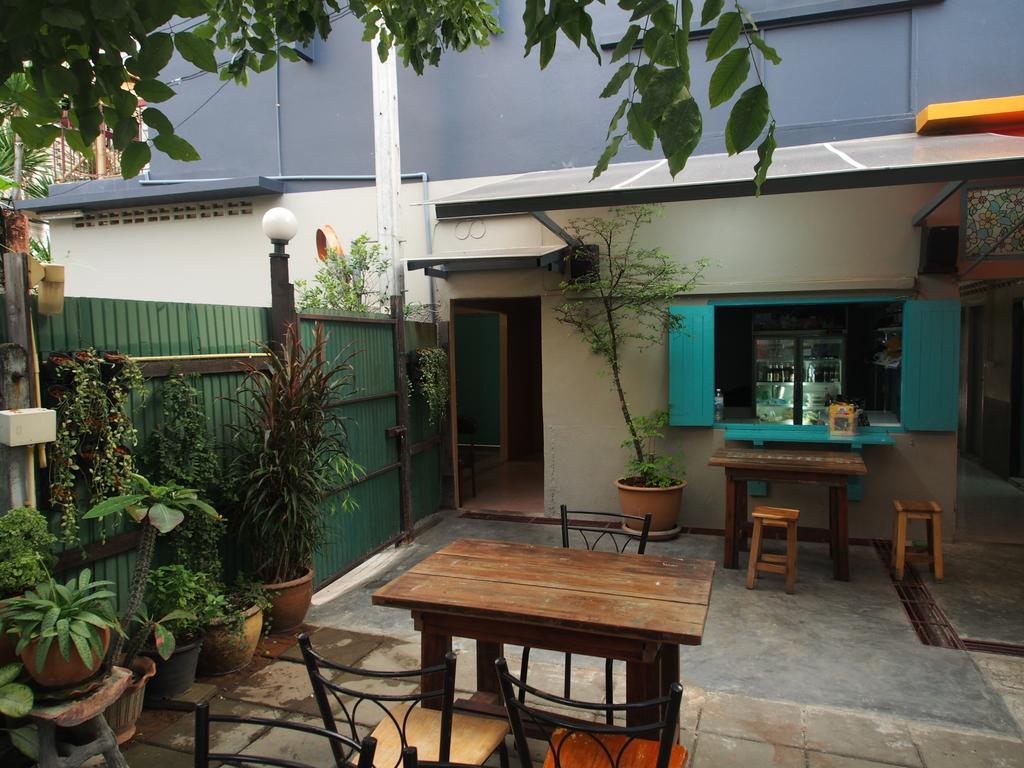 Sriyanar Place Bangkok Ngoại thất bức ảnh