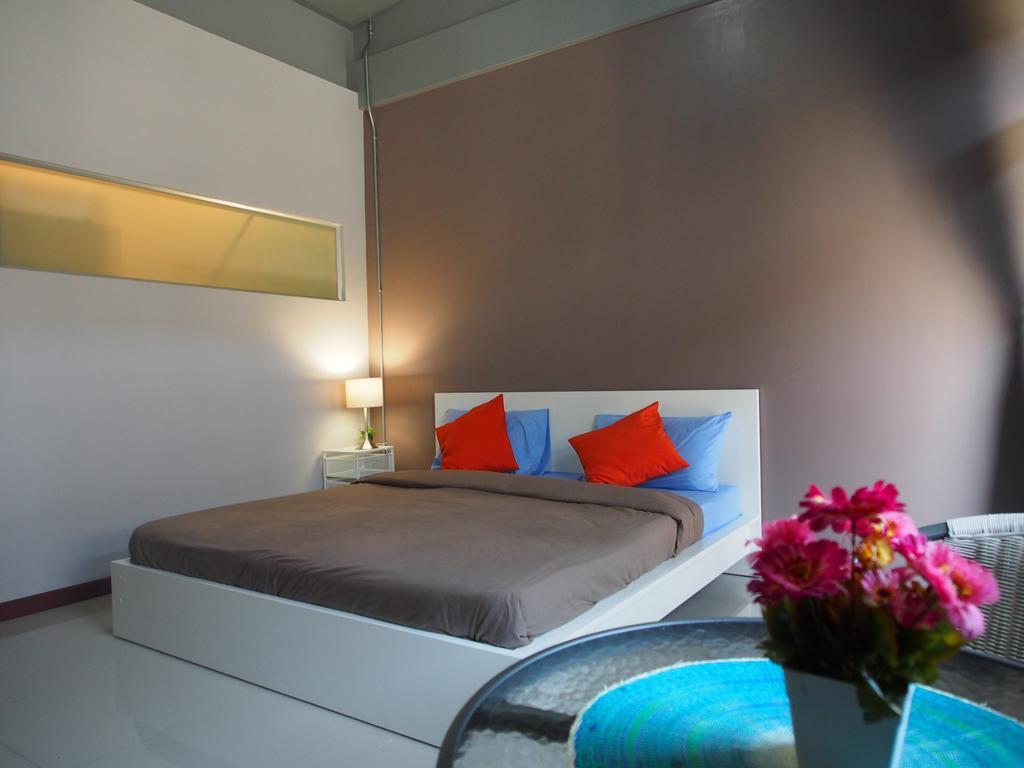 Sriyanar Place Bangkok Ngoại thất bức ảnh