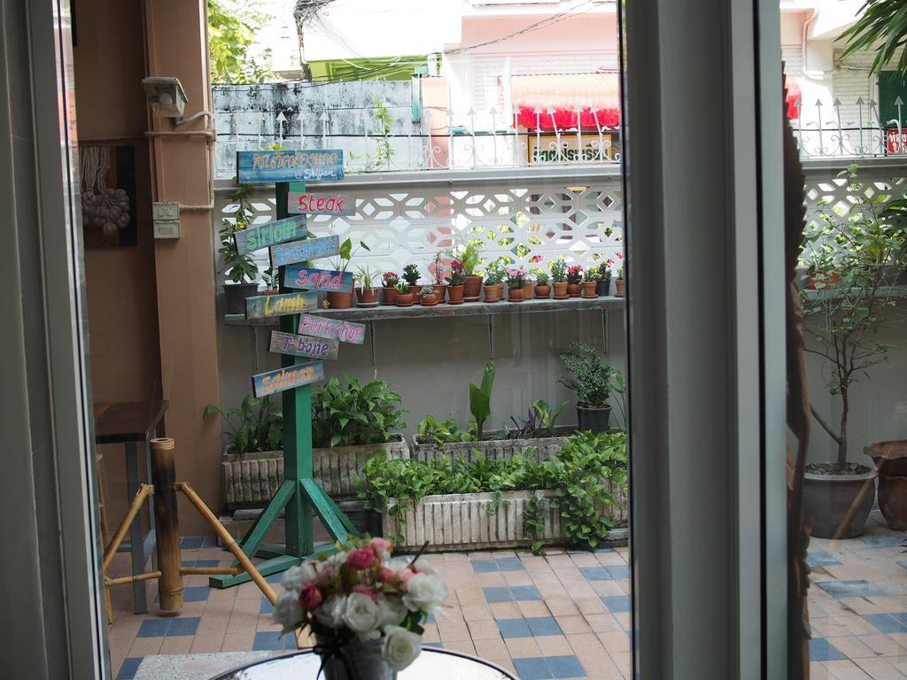 Sriyanar Place Bangkok Ngoại thất bức ảnh